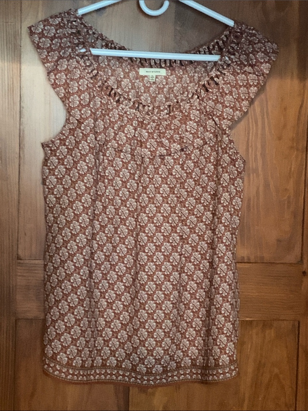 Max Studio Rust Floral Ruffle Neck Tank, size XL